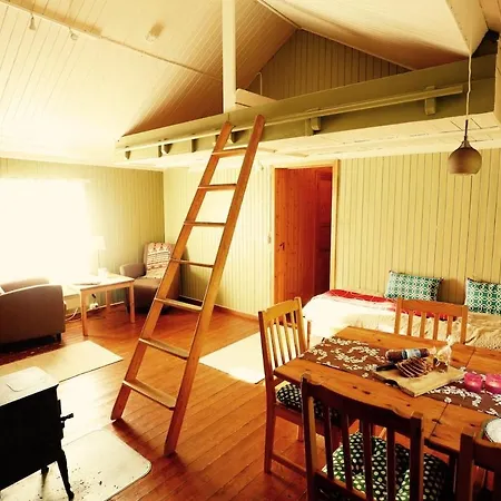 From 1850 In Ballstad Apartament *
