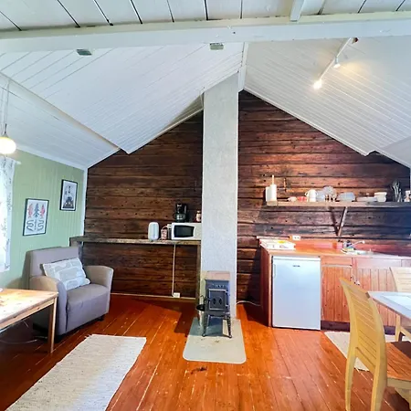From 1850 In Ballstad Apartament *